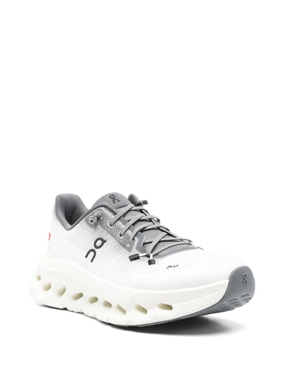 On Running CloudTilt Trainers in Rock Ivory