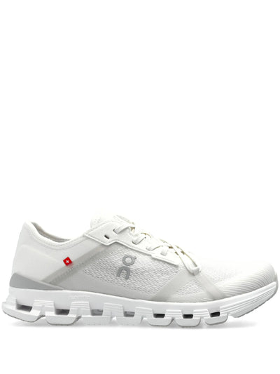 On Running Cloud X 4 AD Trainers in White Wolf